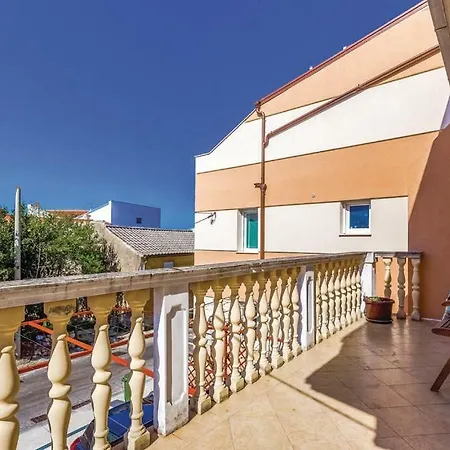 Roko Apartments Selce Exterior photo