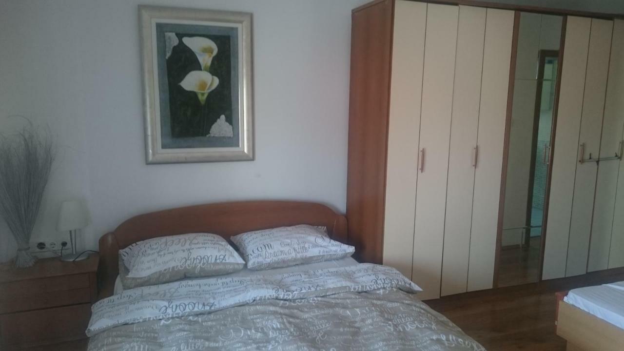 Roko Apartment